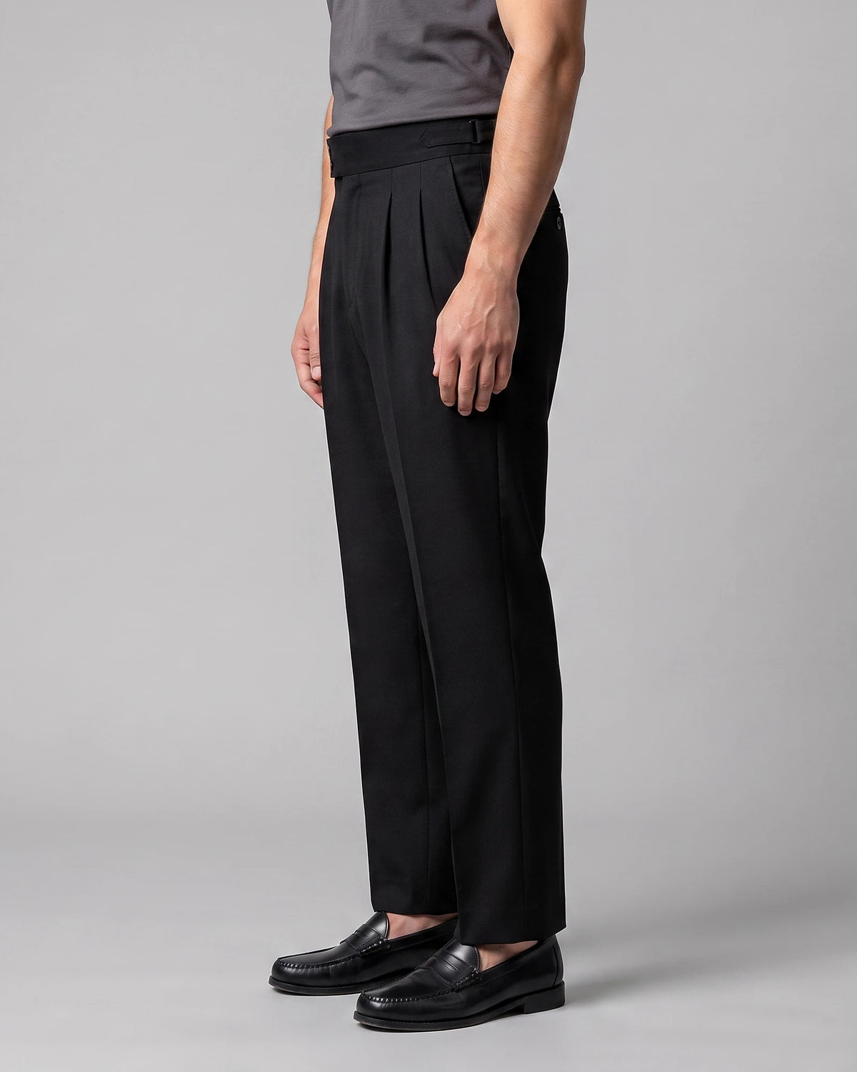 Men's Pleated Tailored Trousers Turn-Up Cuffs High Rise Tapered Leg - Valedrian — view 4