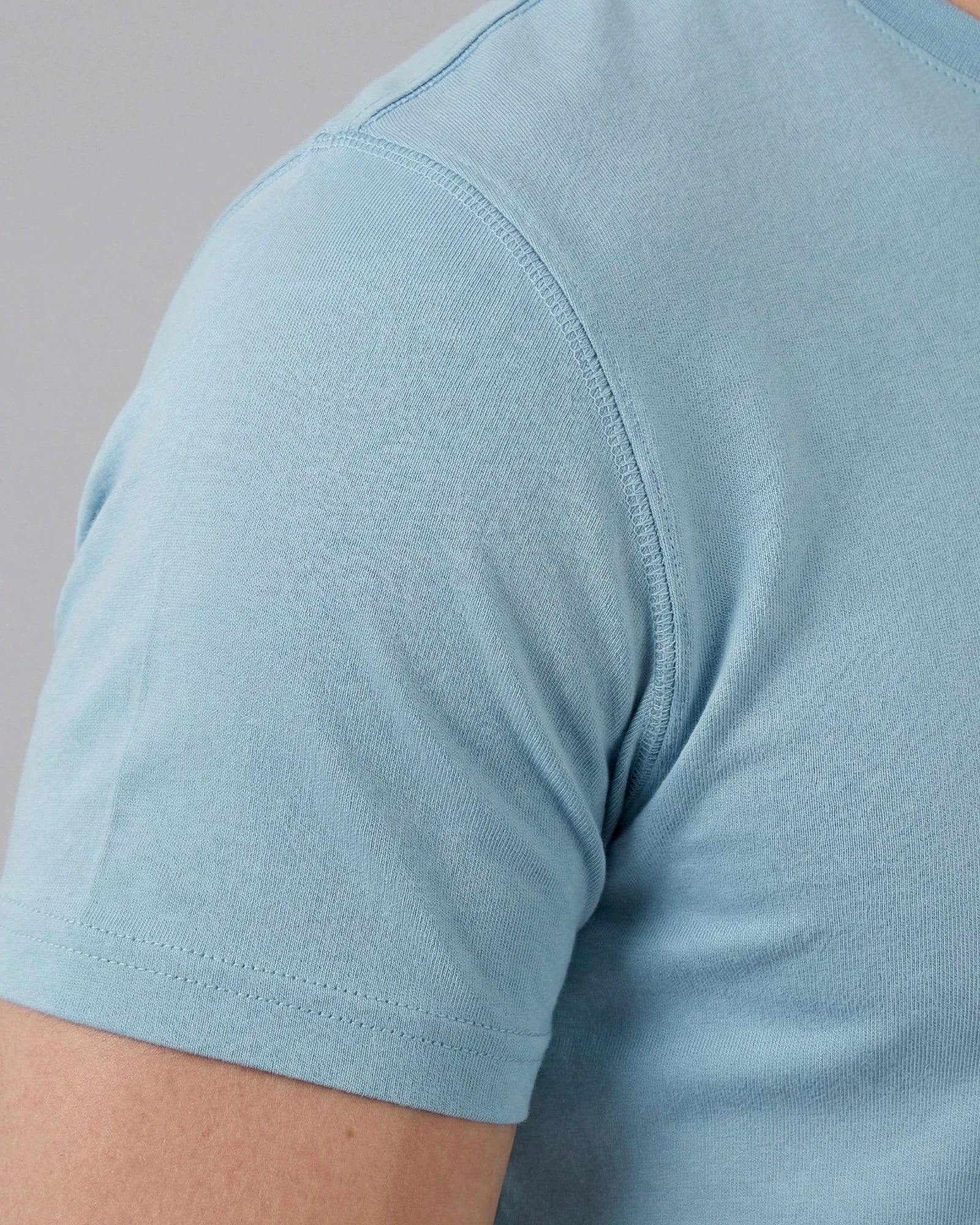 Men's Slim Fit T-Shirt in White and Black Soft Breathable Fabric - Valedrian — view 24