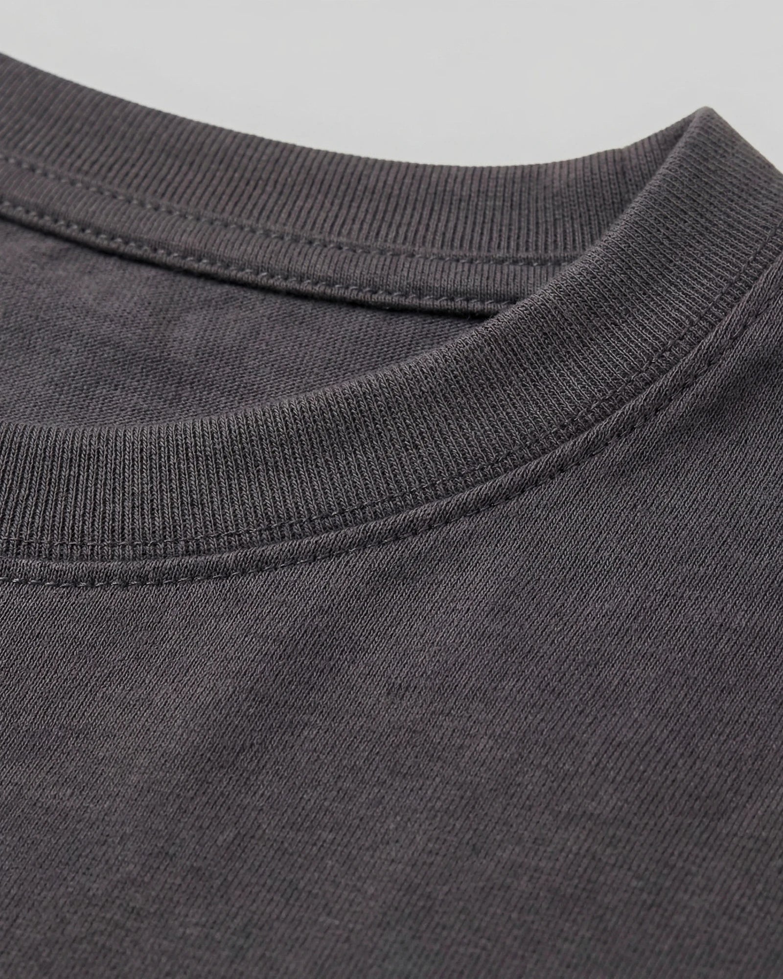 Men's Slim Fit T-Shirt in White and Black Soft Breathable Fabric - Valedrian — view 9