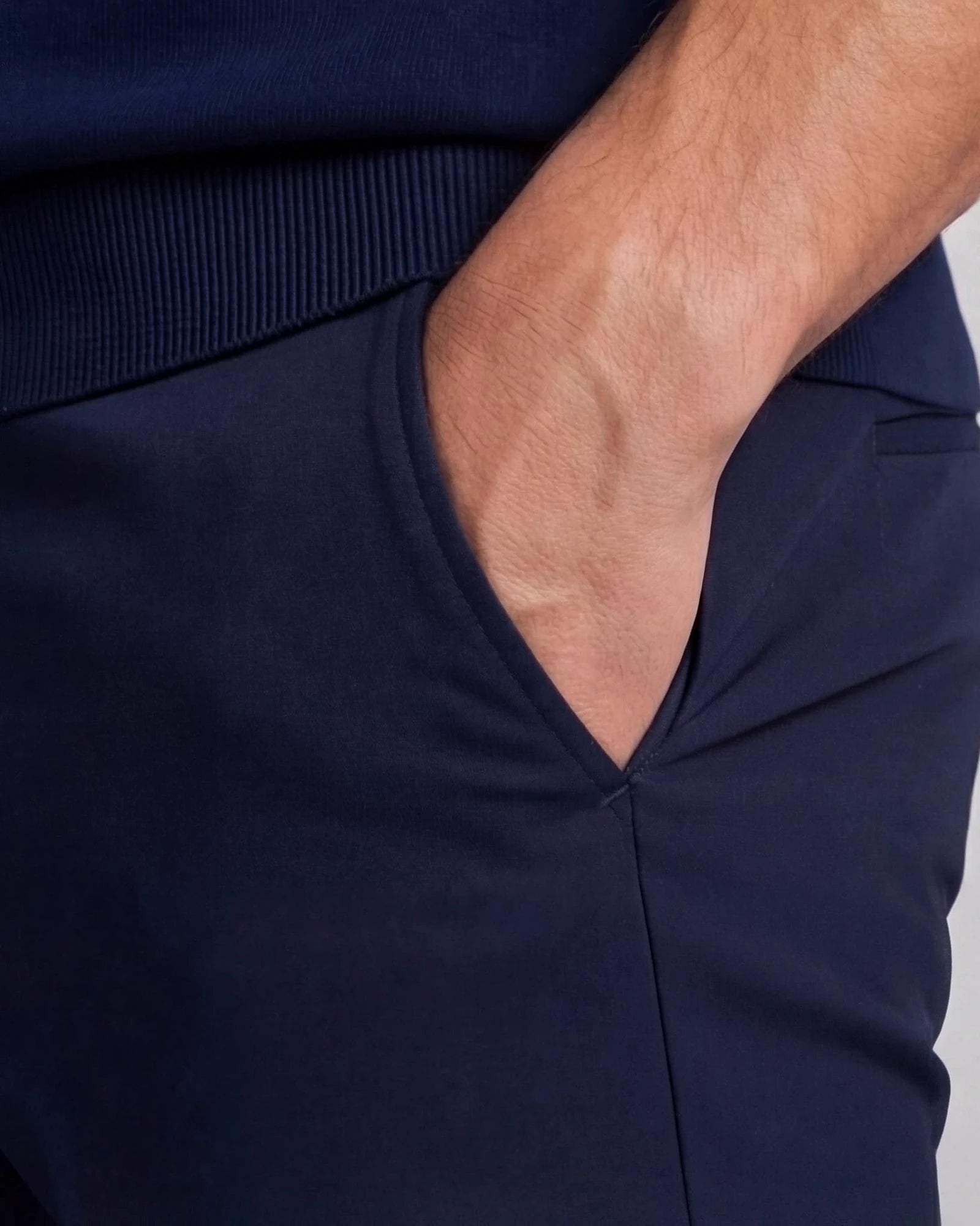 Men's Straight-Fit Chino Trousers 97% Cotton Navy Beige Sizes 28–40 – Valedrian — view 4