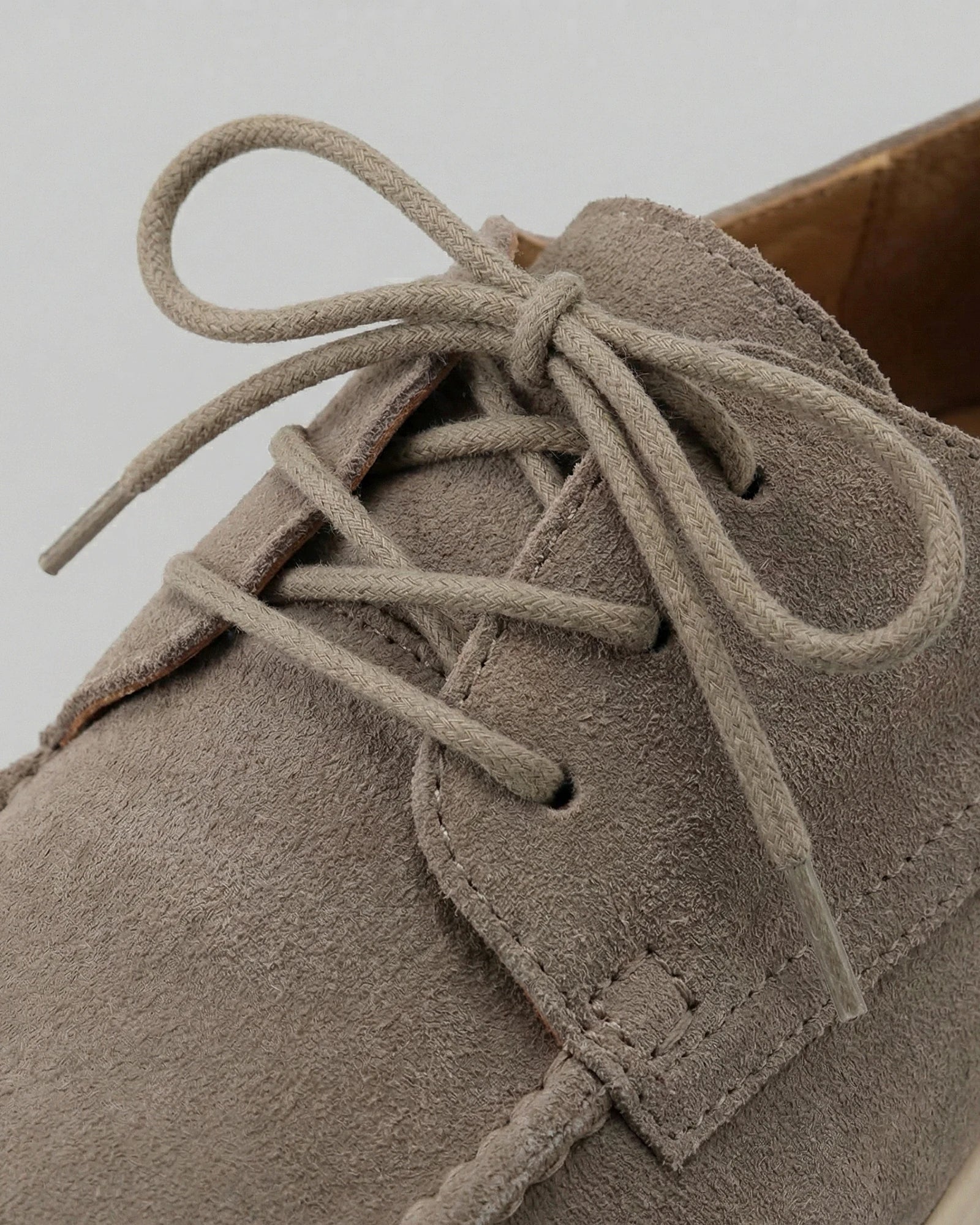 Men's Suede Lace-Up Shoes in Mocha with Lightweight Sole - Valedrian — view 4